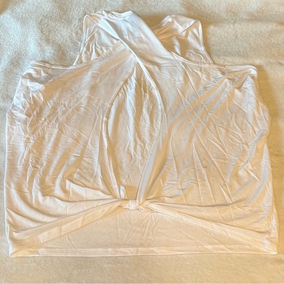 VICTORIA’S SECRET Yoga Tank Top - size large. - Picture 6 of 7